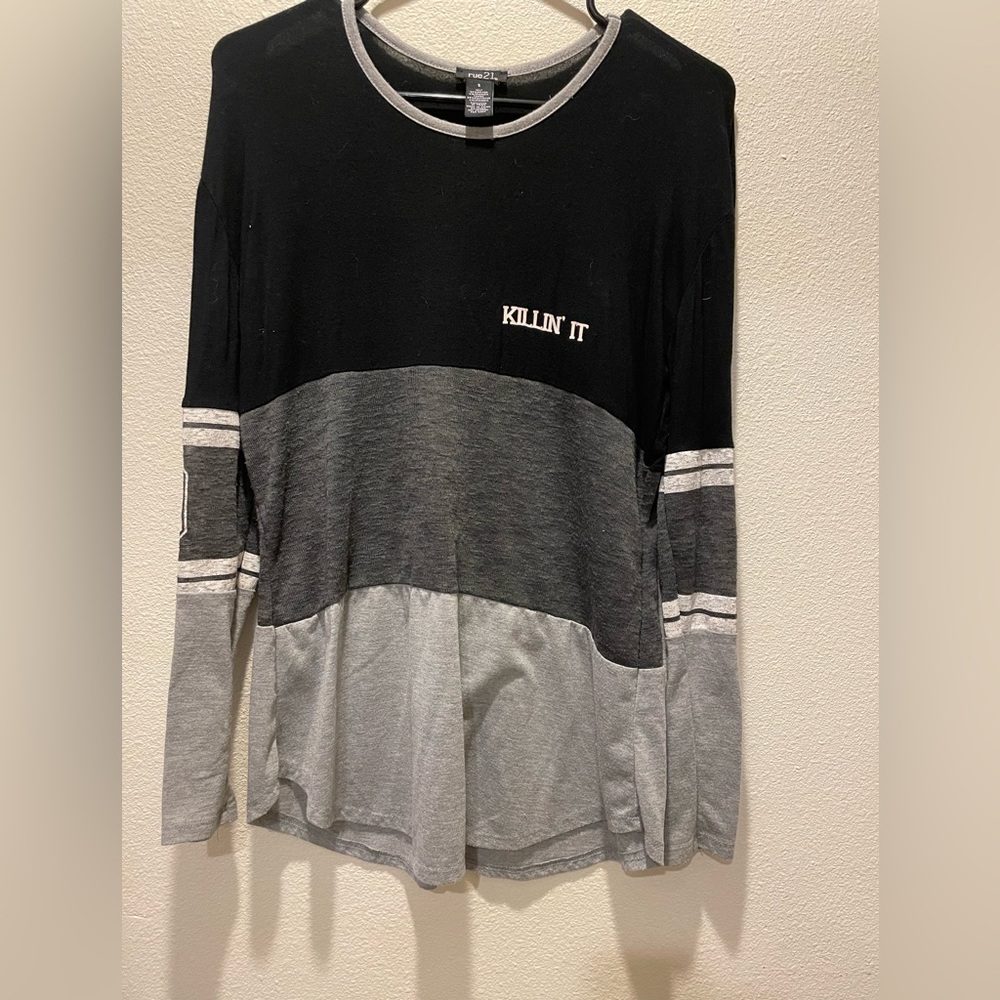 Long sleeve workout shirt